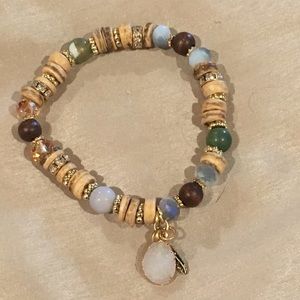 New Bead Rhinestone stretch bracelet.